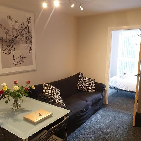 Birmingham Ruby, 2 Bedroom Apartment ภายนอก รูปภาพ