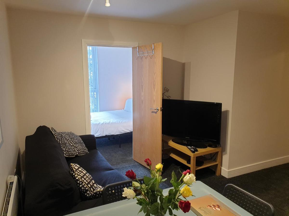 Birmingham Ruby, 2 Bedroom Apartment ภายนอก รูปภาพ