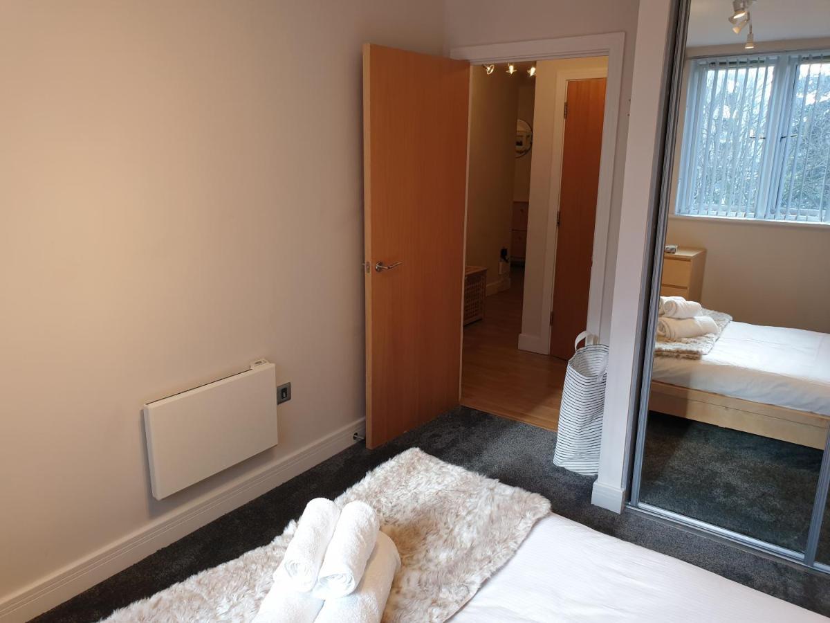 Birmingham Ruby, 2 Bedroom Apartment ภายนอก รูปภาพ
