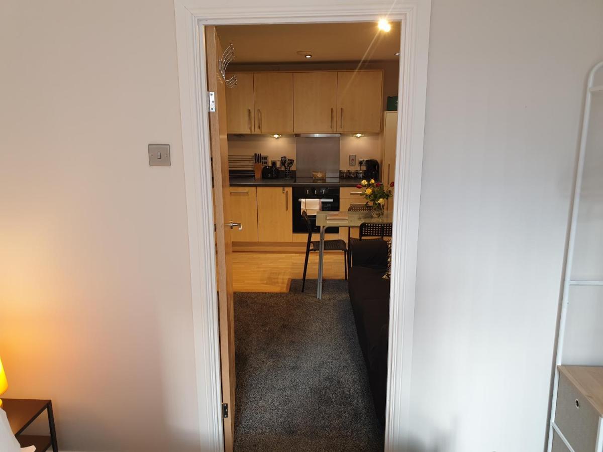 Birmingham Ruby, 2 Bedroom Apartment ภายนอก รูปภาพ
