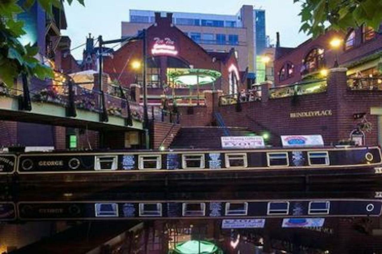 Birmingham Ruby, 2 Bedroom Apartment ภายนอก รูปภาพ